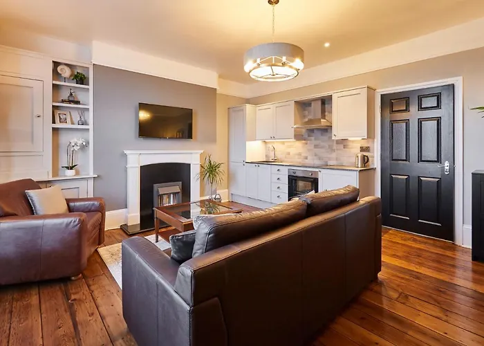 Host & - Endeavour Sails Daire